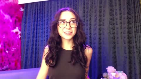 Hanaku  online show from 01.11.25