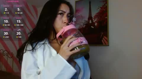 Hanaku  online show from 04.15.26