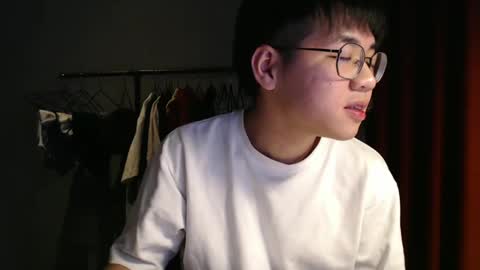 handsome_mannn online show from 12.14.24
