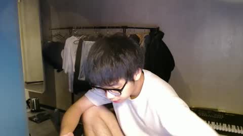 handsome_mannn online show from 10.11.25
