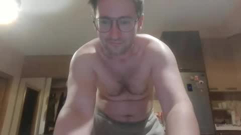 Snapshot of handsome_sasha chatting on 03.09.25 Sasha online show from 03.09.25