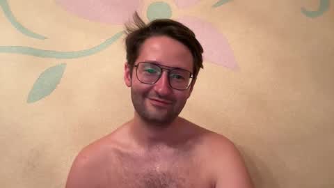 Snapshot of handsome_sasha chatting on 09.10.25 Sasha online show from 09.10.25