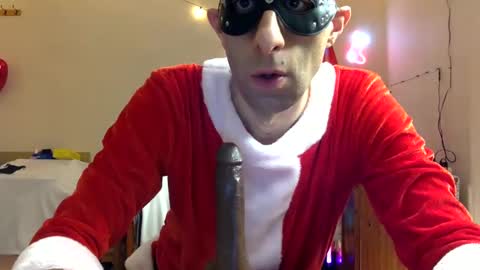 HandsomeAlfie online show from 12.19.24