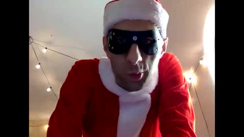 HandsomeAlfie online show from 12.22.24