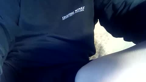 handsumload_11 online show from 11.19.25