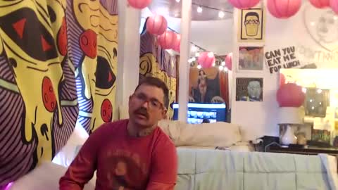 Snapshot of hankrams chatting on 02.17.25 hank rams online show from 02.17.25