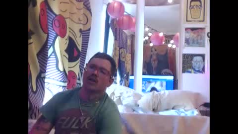 Snapshot of hankrams chatting on 03.12.25 hank rams online show from 03.12.25