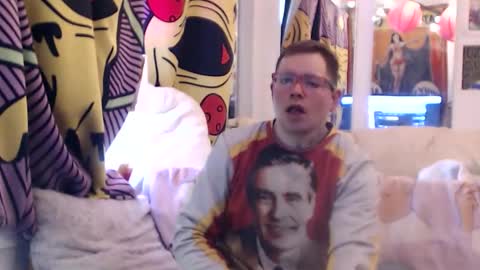 Snapshot of hankrams chatting on 12.02.25 hank rams online show from 12.02.25