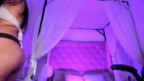 hanna  online show from 04.15.26