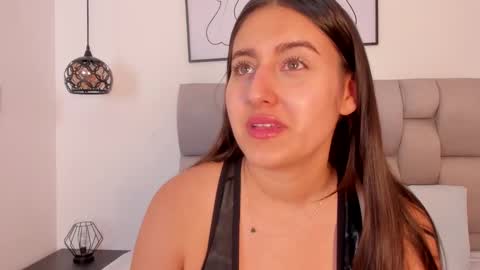 Snapshot of hanna__evans_ chatting on 10.22.25 hanna__evans_ online show from 10.22.25