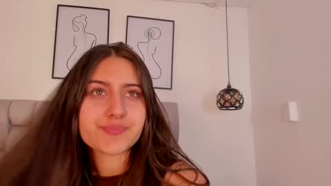 Snapshot of hanna__evans_ chatting on 11.01.25 hanna__evans_ online show from 11.01.25