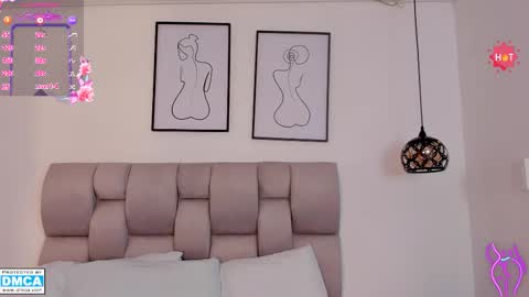 Snapshot of hanna__evans_ chatting on 11.02.25 hanna__evans_ online show from 11.02.25