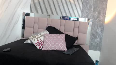 Snapshot of hanna__palmer1 chatting on 11.09.25 Hanna Palmer online show from 11.09.25