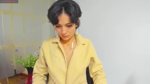 Sara online show from 02.20.25