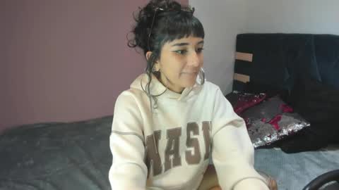 Snapshot of hanna_clark__ chatting on 06.08.26 Hanna clark online show from 06.08.26