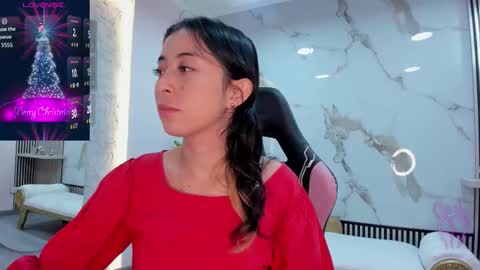 Snapshot of hanna_cutte_ chatting on 12.14.25 Hanna online show from 12.14.25