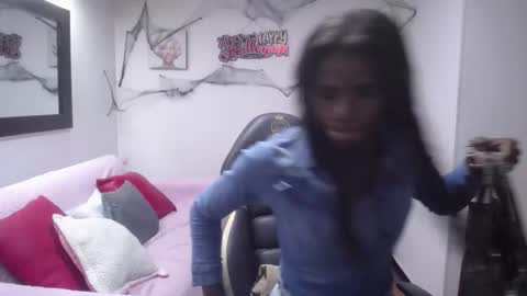 Snapshot of hanna_lamber chatting on 10.18.25 hanna_lamber online show from 10.18.25