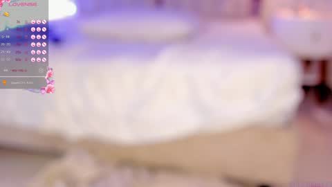 Hanna Lee online show from 12.21.24