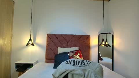  H A N N A  online show from 02.24.26