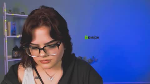 hanna_lips_ online show from 12.18.25