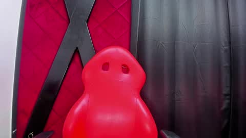 EVA online show from 01.12.25