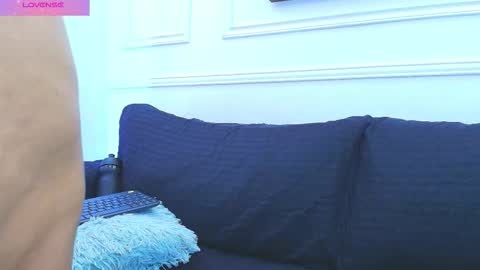 HANNA SOFIA online show from 11.26.25