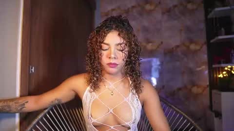 Snapshot of hannachris chatting on 01.11.26 Hanna online show from 01.11.26