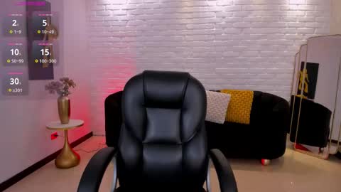  Hanna Connor  online show from 11.10.25