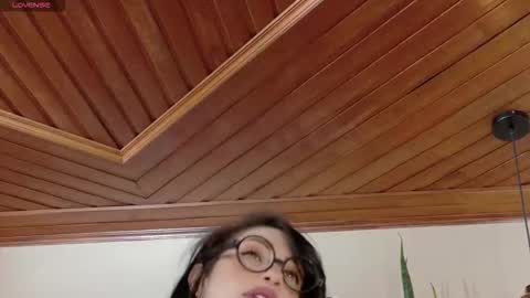 Snapshot of hannah_borbon_ chatting on 11.15.25 Hannah online show from 11.15.25