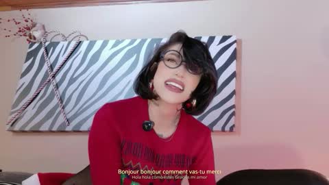 Snapshot of hannah_borbon_ chatting on 11.29.25 Hannah online show from 11.29.25