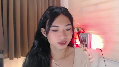 Snapshot of hannah_davis69 chatting on 02.07.25 Alex online show from 02.07.25