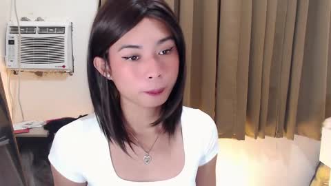 Snapshot of hannah_davis69 chatting on 02.26.25 Alex online show from 02.26.25