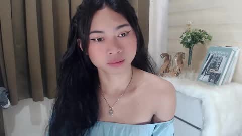 Snapshot of hannah_davis69 chatting on 03.04.25 Alex online show from 03.04.25