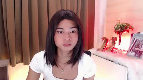 Snapshot of hannah_davis69 chatting on 03.07.25 Alex online show from 03.07.25