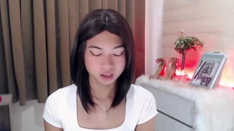 Snapshot of hannah_davis69 chatting on 03.10.25 Alex online show from 03.10.25