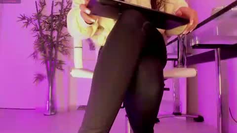 HANNAH HOWELL online show from 07.27.26