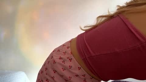 hannah levis  online show from 02.19.26