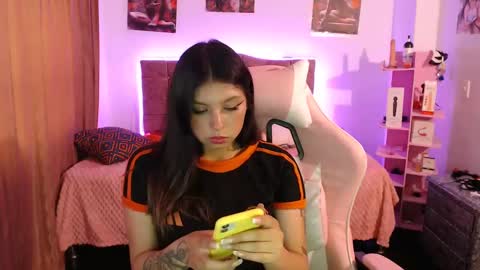 hannah_swet online show from 03.06.25