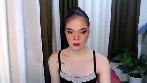 HANNAH online show from 05.11.26