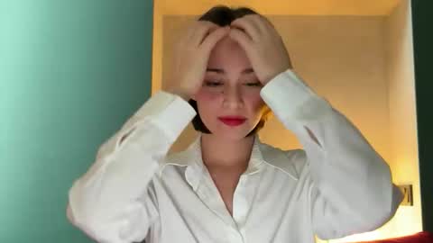 hannahinto online show from 04.05.26