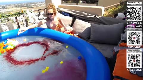 Hannah James online show from 03.30.26