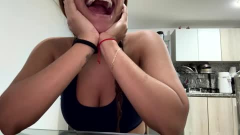 hannakoff online show from 10.30.25