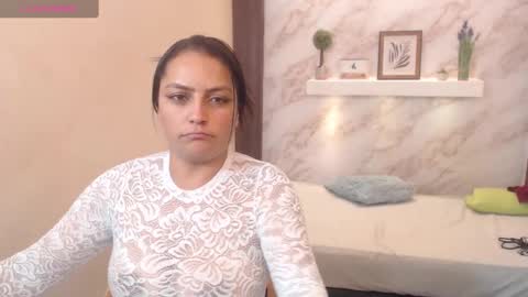 hannaRose5 online show from 10.21.25