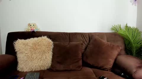 Snapshot of hannasoto2 chatting on 10.25.25 HannSoto online show from 10.25.25