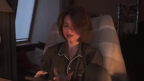 Snapshot of hannasthesia chatting on 03.16.26 Hanna online show from 03.16.26