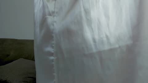 Snapshot of hannathompson___ chatting on 02.20.26 Hanna online show from 02.20.26