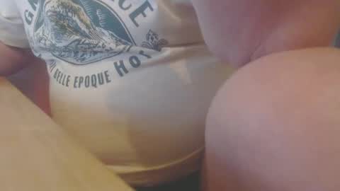 hannes_k online show from 04.14.26