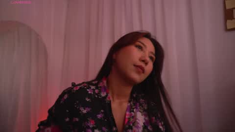 Snapshot of hanymel chatting on 01.31.25 Mizi online show from 01.31.25