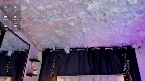 Snapshot of hanzking01 chatting on 10.21.25 Hanzking01 online show from 10.21.25