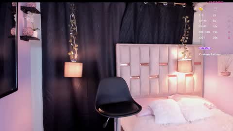 Snapshot of hanzking01 chatting on 11.08.25 Hanzking01 online show from 11.08.25